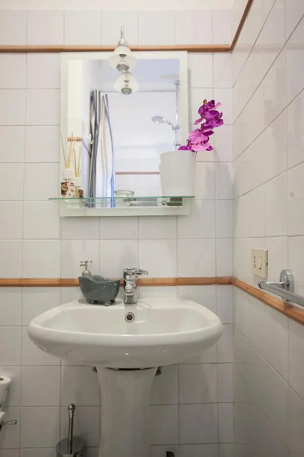 Apartment Magenta Luxury Purificazione
